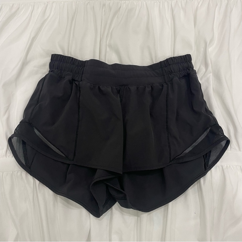 Lululemon Hotty Hot Short